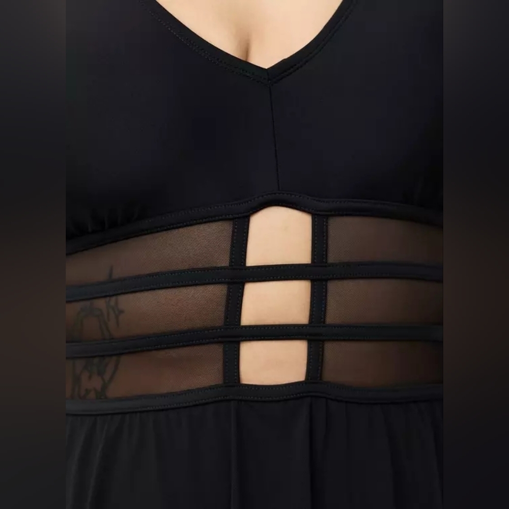 Torrid Black Wire-Free Mesh Panel Swim Dress Size 22/24 3X Nwt - Picture 5 of 7